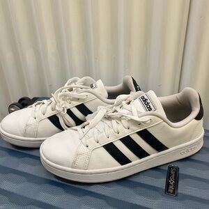 Adidas Sneakers - Size 8.5